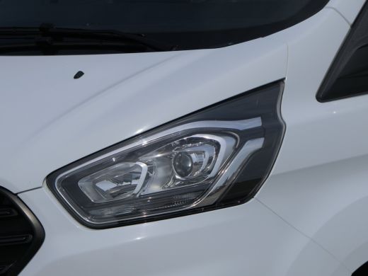 Ford Transit Custom 300 2.0 TDCI L2H1 Trend | Automaat | Trekhaak | Camera | Betonplex | Navigatie | CarPlay/Android ... ActivLease financial lease