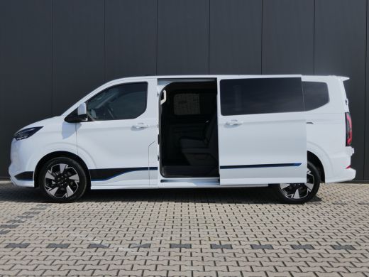 Ford Transit Custom 320 2.5 PHEV L2H1 Sport DC | Inclusief BPM | Dubbele Cabine | Voorraad! ActivLease financial lease