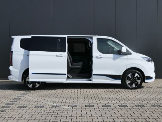 Ford Transit Custom 320 2.5 PHEV L2H1 Sport DC | Inclusief BPM | Dubbele Cabine | Voorraad! ActivLease financial lease