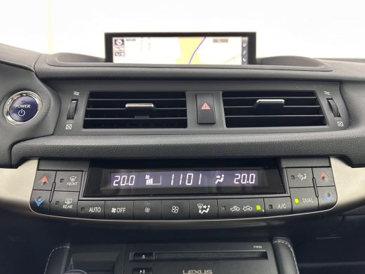 Lexus CT 200h Edition 30 Aut. *FULL-LED | NAVI-FULLMAP | COMFORT-SEATS | CAMERA | KEYLESS | ECC | PDC | CR... ActivLease financial lease