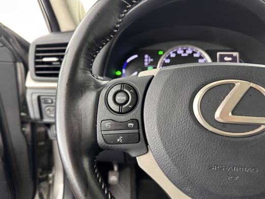 Lexus CT 200h Edition 30 Aut. *FULL-LED | NAVI-FULLMAP | COMFORT-SEATS | CAMERA | KEYLESS | ECC | PDC | CR... ActivLease financial lease