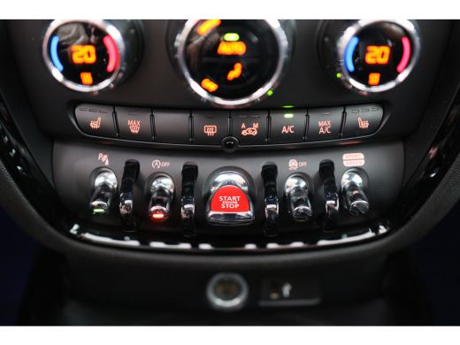 Mini Clubman 1.5 One Yours | Open Dak | Union Jack | Trekhaak | Sportstoelen | Leder | Stoel/Stuur Verwarming ... ActivLease financial lease