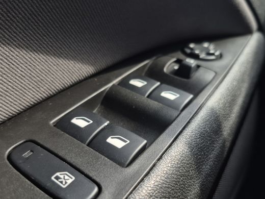 Opel Crossland X 1.2 Turbo 120 Jaar Edition Camera | Climate control | LED koplampen |  Parkeersensoren voor + Ach... ActivLease financial lease