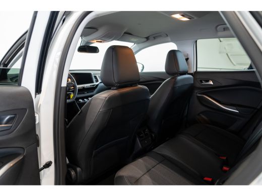 Opel Grandland 1.2 Turbo 130PK Level 4 | Stoel & Stuurverwarming | AGR | Parkeersensoren Voor & Achter | Verwarm... ActivLease financial lease
