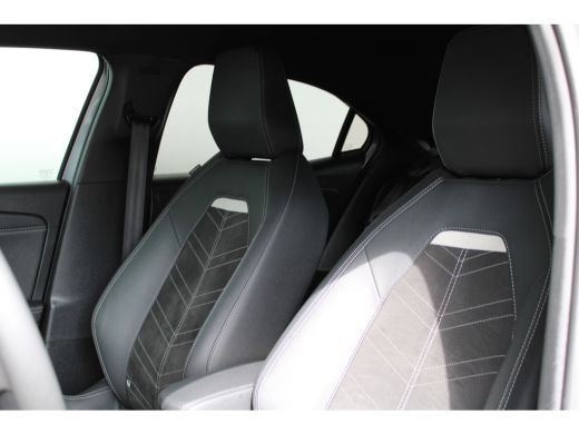 Opel Mokka 1.2 Turbo Hybrid GS 136 pk automaat | Alcantara | Groot Navi | LED | Climate control | ActivLease financial lease