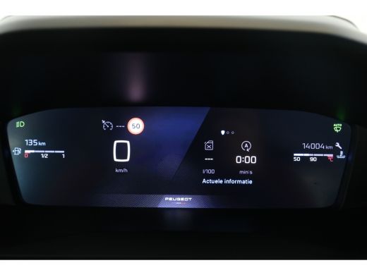 Peugeot 2008 1.2 PureTech 100PK Allure | Navi | Clima | Cruise | Camera | Parkeersensoren | 17" Lichtmetaal | ActivLease financial lease