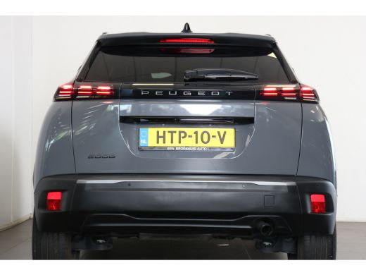 Peugeot 2008 1.2 PureTech 100PK Allure | Navi | Clima | Cruise | Camera | Parkeersensoren | 17" Lichtmetaal | ActivLease financial lease