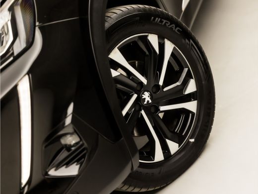 Peugeot 2008 1.2 PureTech Allure Sport (VIRTUAL COCKPIT, APPLE CARPLAY, LEDER, GROOT NAVI, STOELVERWARMING, 36... ActivLease financial lease