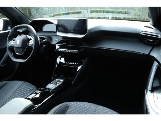 Peugeot 2008 Allure, (2023-F0) | Vision & Drive Assist plus Pack | Navigation & Access Pack | ActivLease financial lease