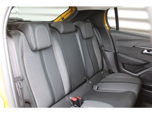 Peugeot 208 1.2 PURETECH 100PK ALLURE PACK / NAVI / LEDER / CLIMA / FULL-LED / CAMERA / 16" LMV / KEYLESS / A... ActivLease financial lease