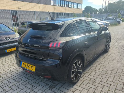 Peugeot 208 1.2 PureTech GT Pack | Navigatie | Camera | Panoramadak | Full LED | Stoelverwarming | Keyless | ActivLease financial lease
