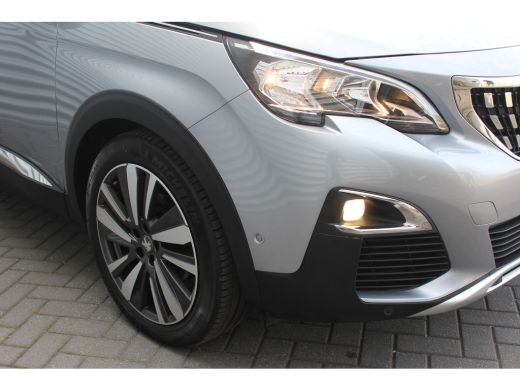 Peugeot 3008 1.2 PURETECH 130PK ALLURE / NAVI / LEDER / CLIMA / LED / PDC / 19" LMV / KEYLESS / CAMERA / AFN. ... ActivLease financial lease