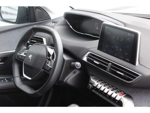Peugeot 3008 1.2 PURETECH 130PK ALLURE / NAVI / LEDER / CLIMA / LED / PDC / 19" LMV / KEYLESS / CAMERA / AFN. ... ActivLease financial lease