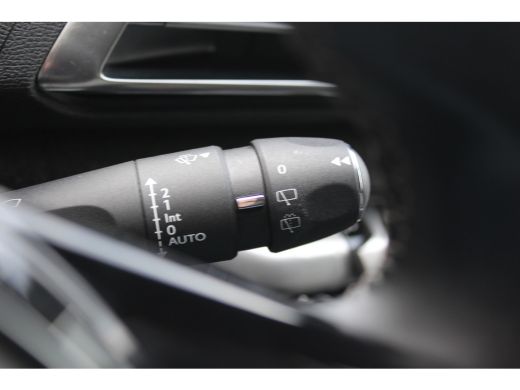Peugeot 3008 1.2 PURETECH 130PK ALLURE / NAVI / LEDER / CLIMA / LED / PDC / 19" LMV / KEYLESS / CAMERA / AFN. ... ActivLease financial lease