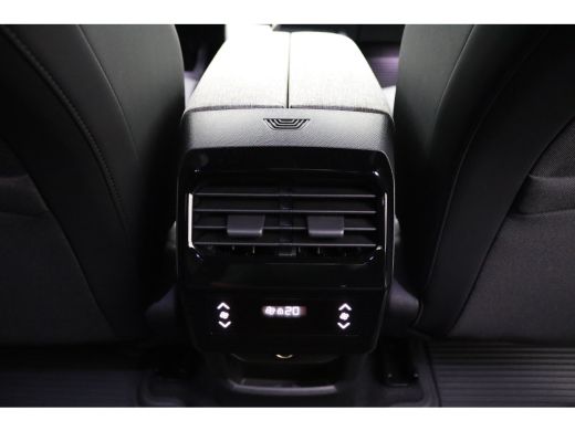 Peugeot 5008 1.2 Hybrid 136 Allure Automaat | 2 stoelen op derde rij | Apple Carplay/Android Auto|telefooninte... ActivLease financial lease