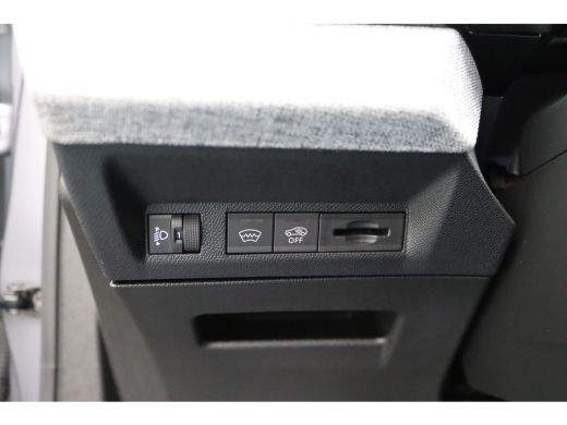 Peugeot 5008 1.2 Hybrid 136 Allure Automaat | 2 stoelen op derde rij | Apple Carplay/Android Auto|telefooninte... ActivLease financial lease