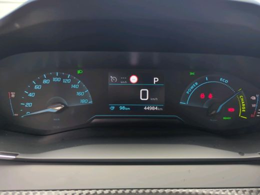 Peugeot e-2008 EV Active Pack 50 kWh | Climate | Cruise | Camera | Apple Carplay/Android Auto | | Achterspoiler ... ActivLease financial lease