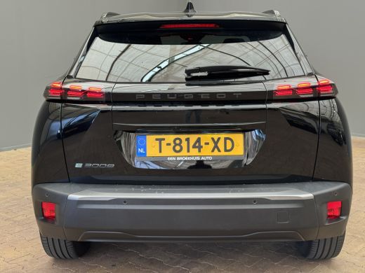 Peugeot e-2008 EV Allure 54 kWh | Navigatie | Camera | Apple Carplay/Android Auto | | Achterspoiler | Bandenspan... ActivLease financial lease