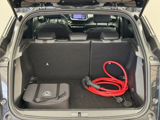 Peugeot e-2008 EV Allure 54 kWh | Navigatie | Camera | Apple Carplay/Android Auto | | Achterspoiler | Bandenspan... ActivLease financial lease