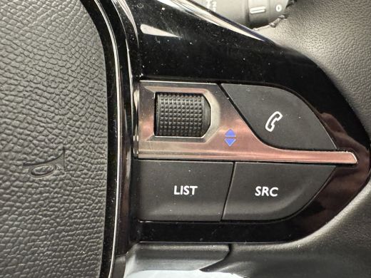 Peugeot e-2008 EV Allure 54 kWh | Navigatie | Camera | Apple Carplay/Android Auto | | Achterspoiler | Bandenspan... ActivLease financial lease