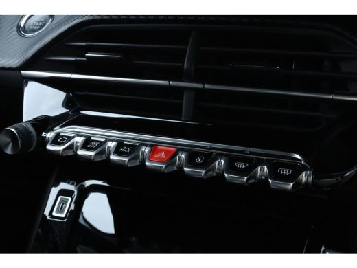 Peugeot e-208 EV Allure 50 kWh | Cruise Control | PDC | Carplay | LMV | LED ActivLease financial lease