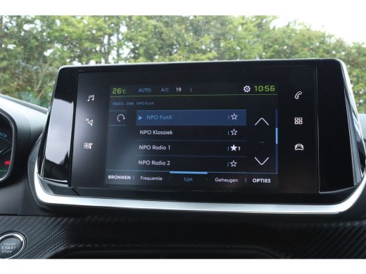 Peugeot e-208 EV Allure 50 kWh | Cruise Control | PDC | Carplay | LMV | LED ActivLease financial lease