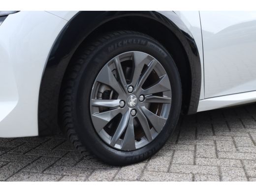 Peugeot e-208 EV Allure 50 kWh | Cruise Control | PDC | Carplay | LMV | LED ActivLease financial lease
