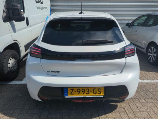 Peugeot e-208 EV Style 50 kWh | Navigatie | Stoelverwarming | Cruise | 3-Fase | Apple Carplay/Android Auto | | ... ActivLease financial lease