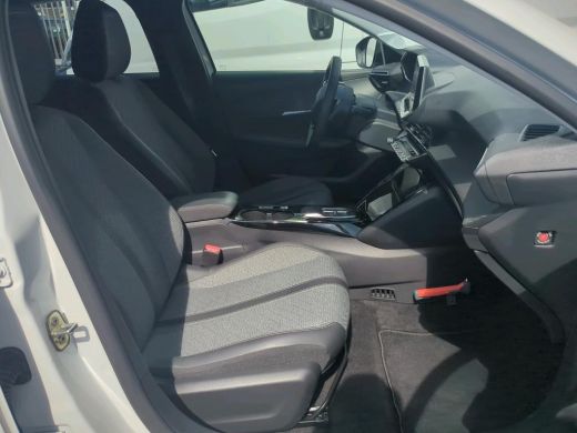 Peugeot e-208 EV Style 50 kWh | Navigatie | Stoelverwarming | Cruise | 3-Fase | Apple Carplay/Android Auto | | ... ActivLease financial lease