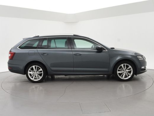 Skoda Octavia Combi 1.0 TSI DSG AUT. STYLE BUSINESS + DIGITALE COCKPIT | SFEERVERLICHTING | CARPLAY | CANTON | ... ActivLease financial lease