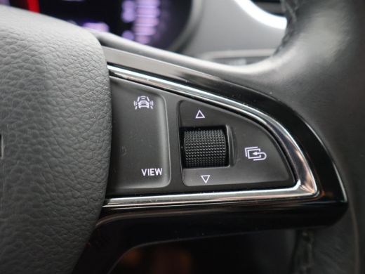 Skoda Octavia Combi 1.0 TSI DSG AUT. STYLE BUSINESS + DIGITALE COCKPIT | SFEERVERLICHTING | CARPLAY | CANTON | ... ActivLease financial lease