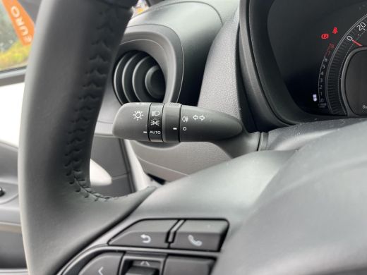 Toyota Aygo 1.0 VVT-i MT Play | All-in prijs | Apple/Android | Camera | Airco | ActivLease financial lease