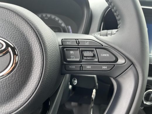 Toyota Aygo 1.0 VVT-i MT Play | All-in prijs | Apple/Android | Camera | Airco | ActivLease financial lease