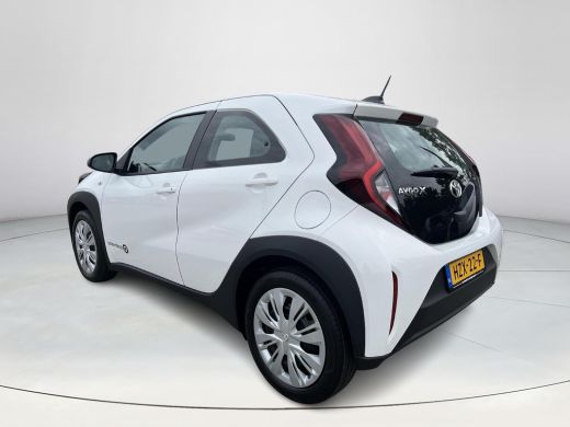 Toyota Aygo 1.0 VVT-i MT Play | All-in prijs | Apple/Android | Camera | Airco | ActivLease financial lease