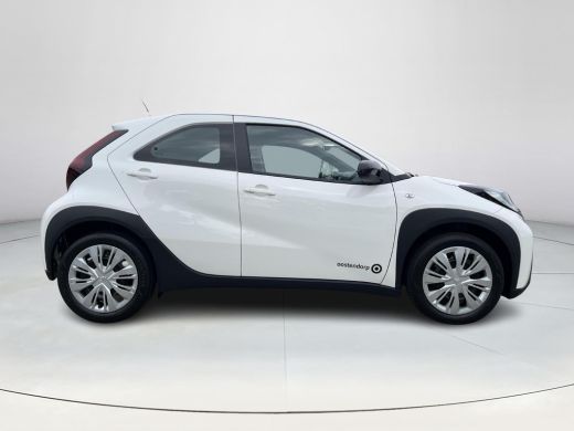 Toyota Aygo 1.0 VVT-i MT Play | All-in prijs | Apple/Android | Camera | Airco | ActivLease financial lease