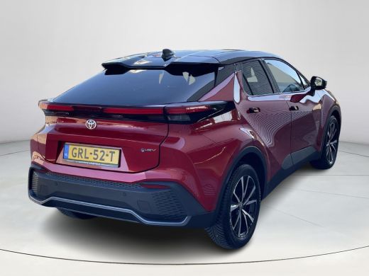 Toyota C-HR 1.8 Hybrid 140 First Edition Bi-tone ActivLease financial lease