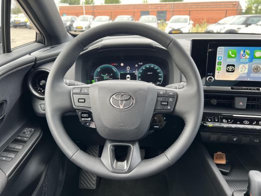 Toyota C-HR 2.0 Plug-in Hybrid 220 Dynamic ActivLease financial lease