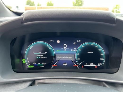Toyota C-HR 2.0 Plug-in Hybrid 220 Dynamic ActivLease financial lease