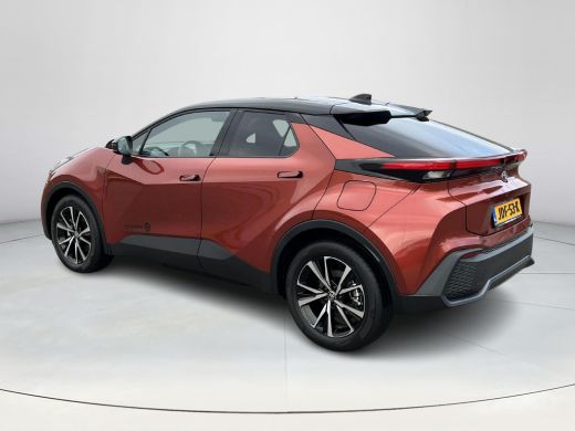 Toyota C-HR 2.0 Plug-in Hybrid 220 Dynamic ActivLease financial lease