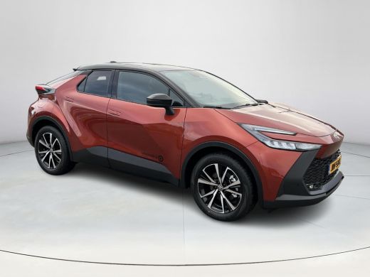 Toyota C-HR 2.0 Plug-in Hybrid 220 Dynamic ActivLease financial lease