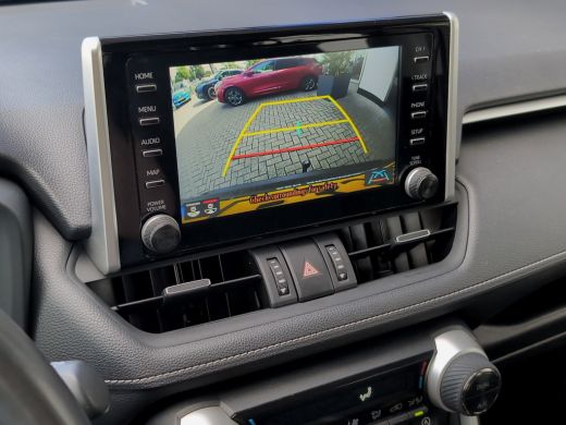 Toyota RAV4 2.0 VVT-iE Business | Camera | Trekhaak | Cruise Control | Navigatie ActivLease financial lease
