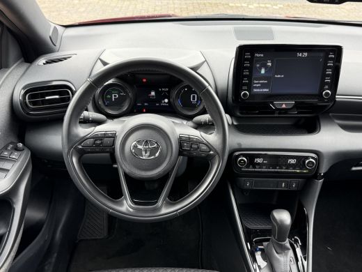 Toyota Yaris 1.5 Hybrid Executive **STOELVERWARMING/ KEYLESS/ ADAPTIEF CRUISE CONTROL/ 36 MAANDEN GARANTIE** ActivLease financial lease