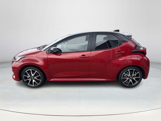 Toyota Yaris 1.5 Hybrid Executive **STOELVERWARMING/ KEYLESS/ ADAPTIEF CRUISE CONTROL/ 36 MAANDEN GARANTIE** ActivLease financial lease