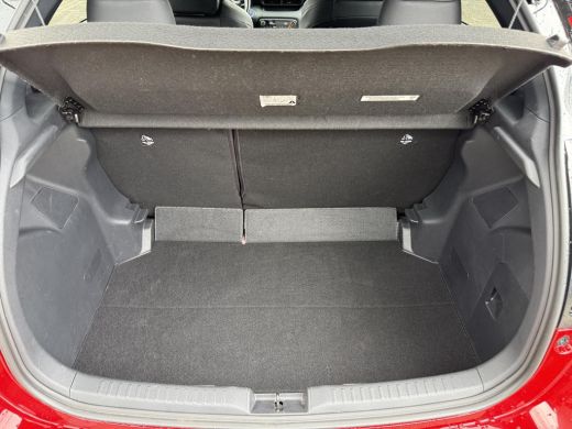 Toyota Yaris 1.5 Hybrid Executive **STOELVERWARMING/ KEYLESS/ ADAPTIEF CRUISE CONTROL/ 36 MAANDEN GARANTIE** ActivLease financial lease