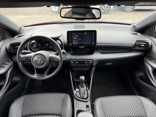 Toyota Yaris 1.5 Hybrid Executive **STOELVERWARMING/ KEYLESS/ ADAPTIEF CRUISE CONTROL/ 36 MAANDEN GARANTIE** ActivLease financial lease