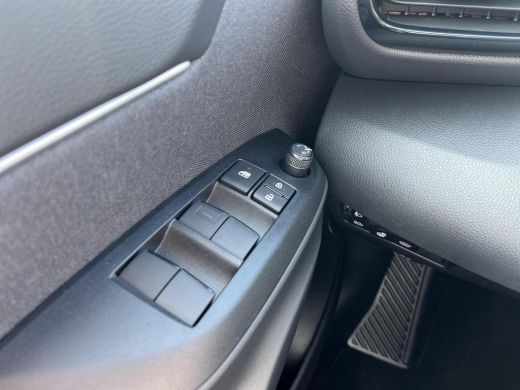 Toyota Yaris Cross 1.5 Hybrid 115 Dynamic | Apple CarPlay/Android auto | Navigatie | Achteruitrijcamera | Stuurverwa... ActivLease financial lease