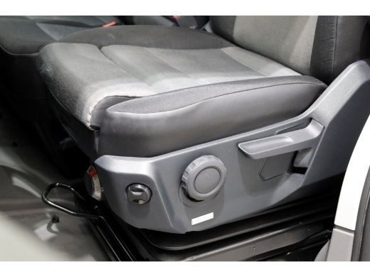 Volkswagen Crafter 35 2.0 TDI 140pk DSG-Automaat L5H3 (L4H2) Supermaxi Highline LED/ACC/Camera 02-2020 ActivLease financial lease