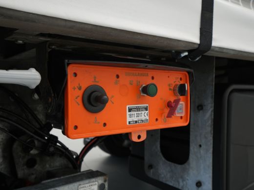 Volkswagen Crafter 50 2.0 TDI L3 DL Comfortline Clixtar laadvermogen BE 2950 kg luchtvering Laadklep schuifzeil ActivLease financial lease