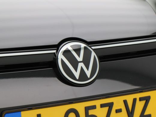 Volkswagen Golf 1.0 TSi 110 Pk Life Business | LED | Carplay | Parkeersensoren | Navigatiesysteem | Elektrische S... ActivLease financial lease