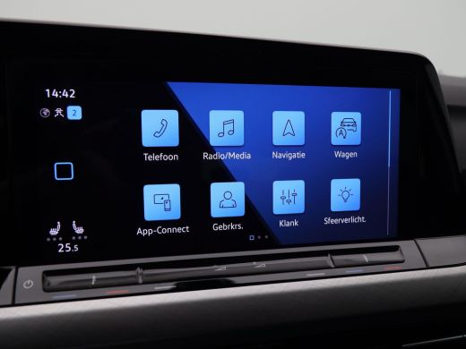 Volkswagen Golf 1.0 TSi 110 Pk Life Business | LED | Carplay | Parkeersensoren | Navigatiesysteem | Elektrische S... ActivLease financial lease